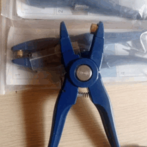 Ear Tag Applicator for Livestock